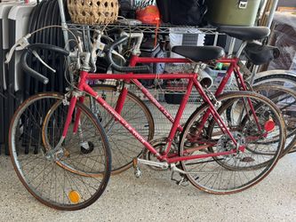 Vintage Schwinn Le tour Bicycles