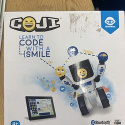 Kids coding robot (Amazon)