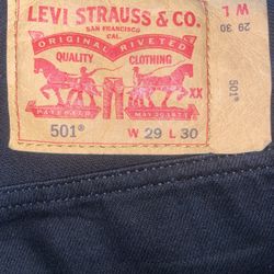 Black Levi’s 501