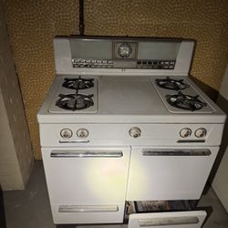 Vintage Hardwick Stove 
