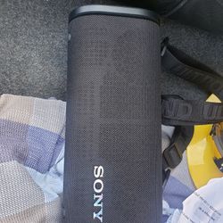 BLUETOOTH SPEAKER (SONY)