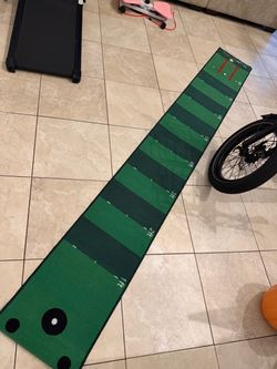 Golf practice mat
