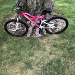 24” Mongoose Mountain Bike 