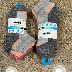 Women’s Socks 