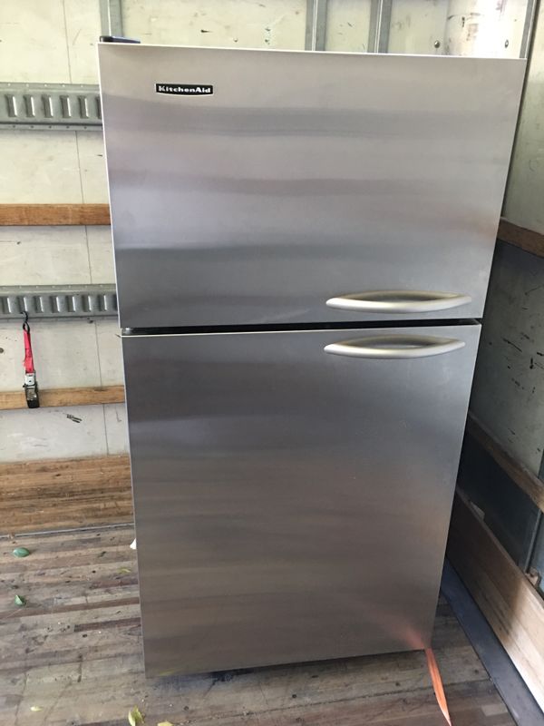 Refrigerator for sale 100 or best offer for Sale in Sacramento, CA