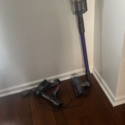 Dyson Gen5detect Vacuum 