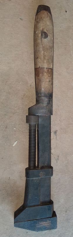 Antique Pipe Wrench  / Adjustable Wrench