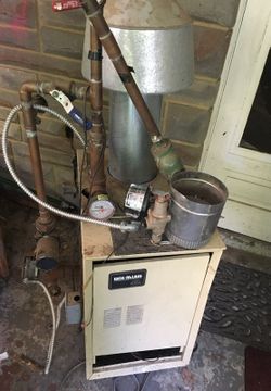 Gas boiler/ with expansion tank