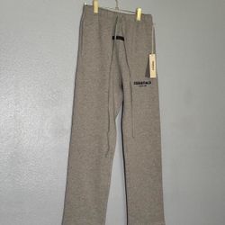 FEAR OF GOD ESSENTIALS SWEATPANTS – DARK OATMEAL – LARGE (NEW)