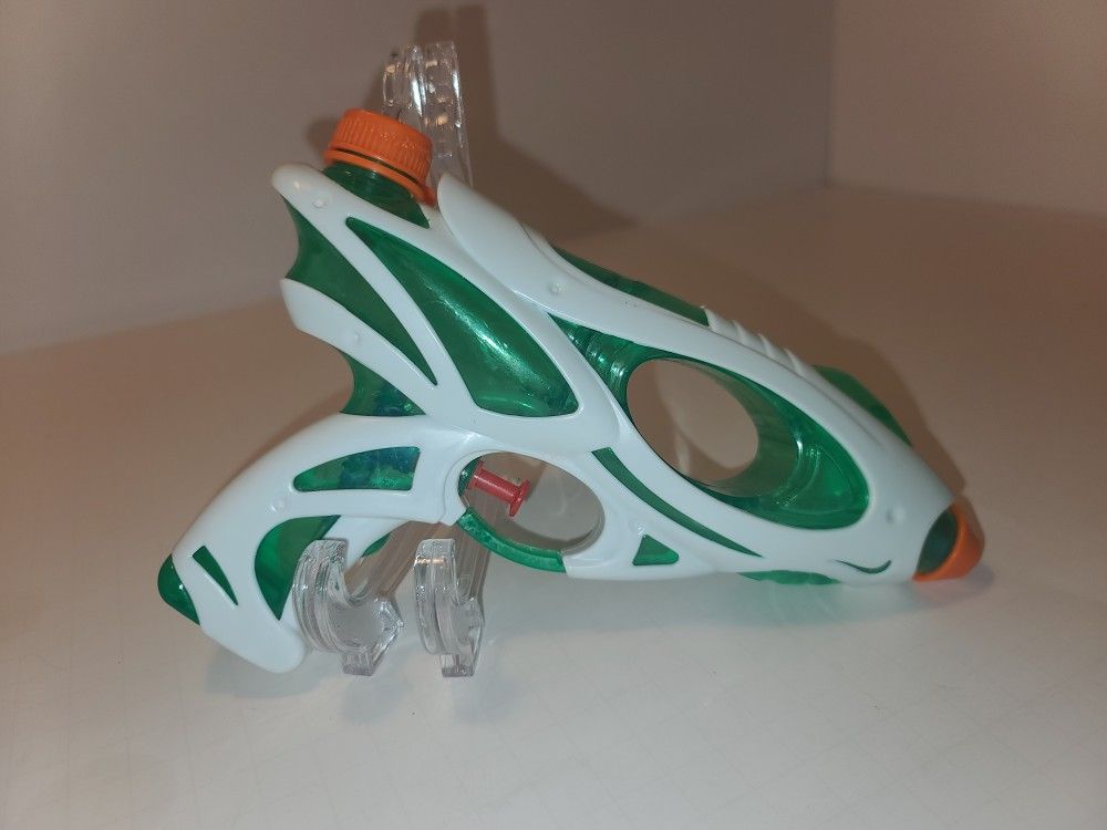 H2O Blasters water squirter gun (T-A1)
