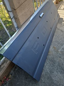Tailgate obs Ford f150 1991 available