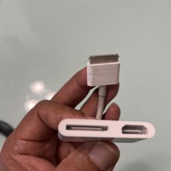 Apple 30-pin Digital AV To HDMI ADAPTER 2nd Gen A1422