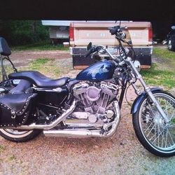 2013 Harley-Davidson Sportster 72
