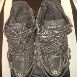Balenciaga Tracks