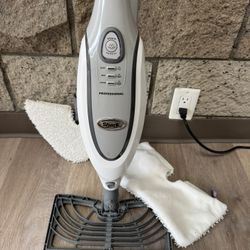Shark Steam & Scrub Steam Mop