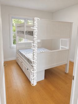 Full Full Bunk bed with mattresses and drawers