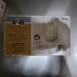Hampton Bay Exterior Light