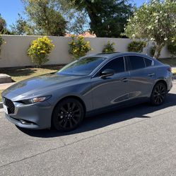 2022 Mazda 3 Carbon Edition 