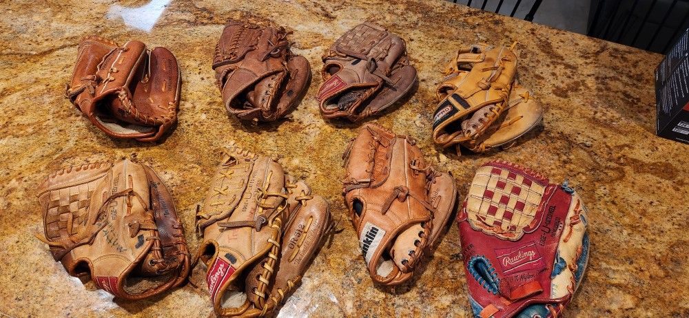 RIGHT HAND THROW BASEBALL/SOFTBALL  GLOVES REAL COWHIDE 