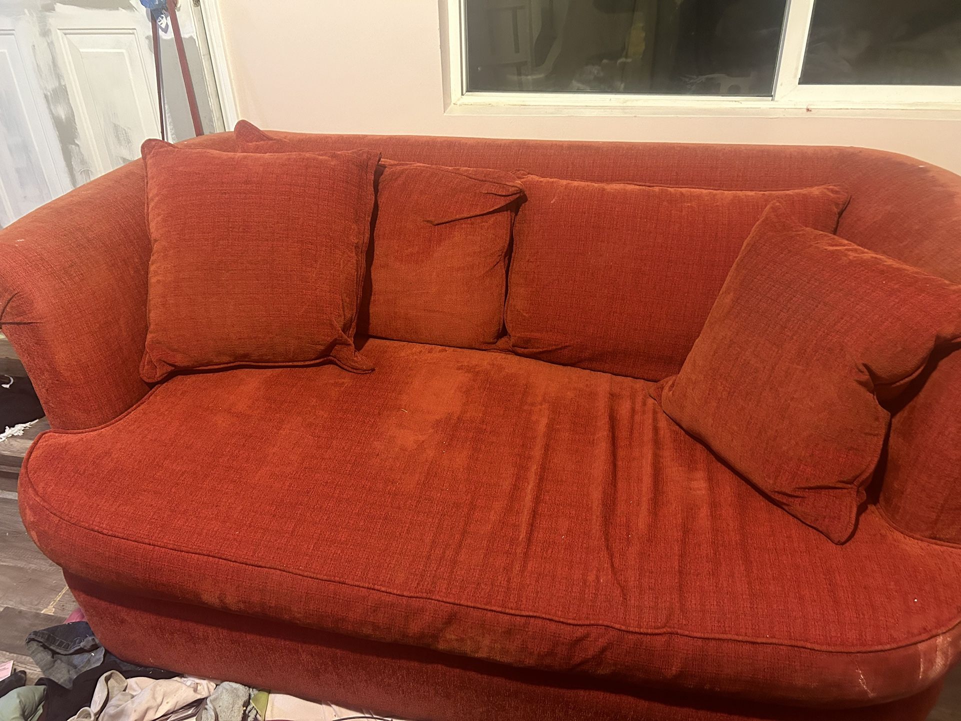 Free Red Sofa