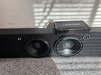 12 inch subwoofers and 3000 watt amp
