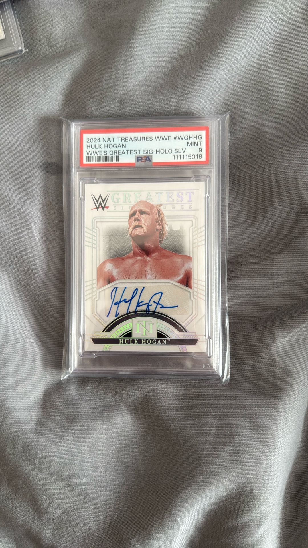 2024 Natural Treasures WWE HULK HOGAN MINT #9