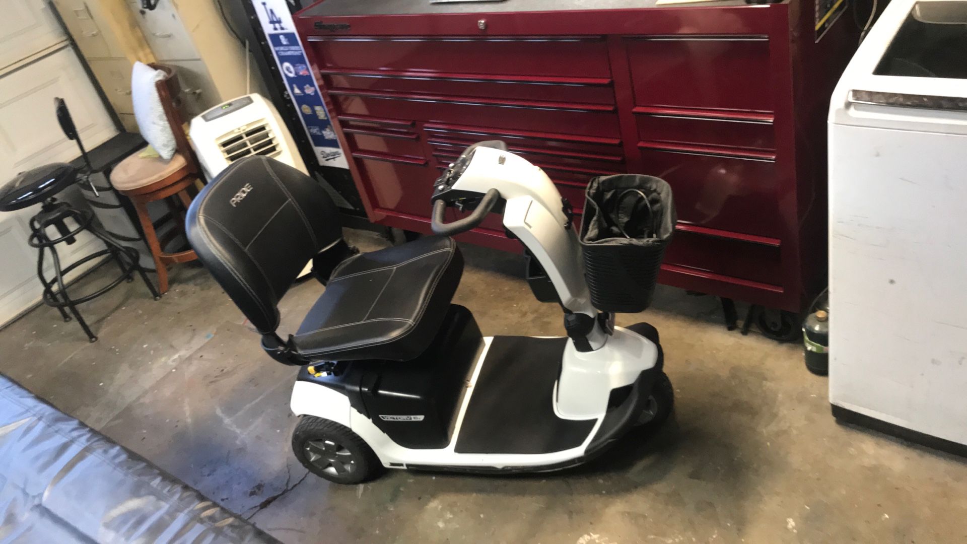 Mobility scooter