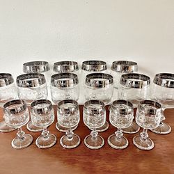 Murano Medici Fine Glassware 16 piece set BEST OFFER