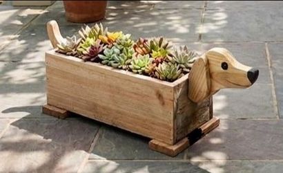 Cedar Dog planter
