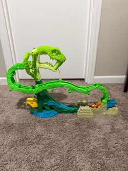Kids toy car track