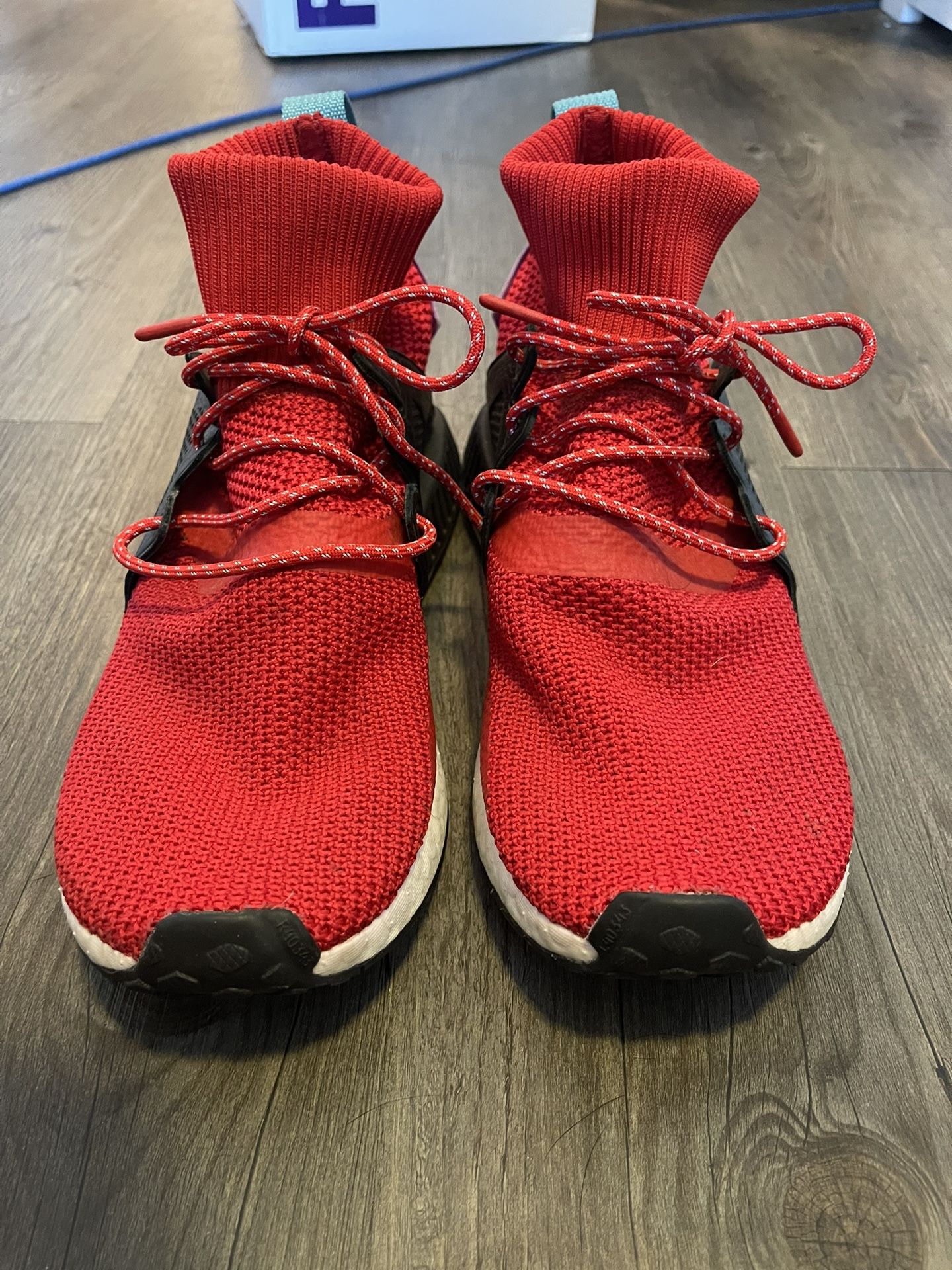 Men’s Adidas Size 9