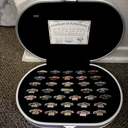 NASCAR Pin Set