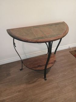 Entry way table