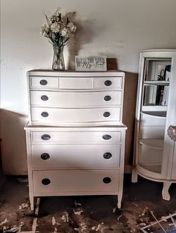 Vintage Farmhouse Tall Dresser