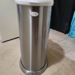 Ubbie Dipper Pail Make Me An Offer