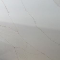 Quartz  2 Pieces  Serene 