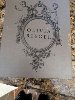 Olivia Riegel luxurious vintage-inspired picture frame