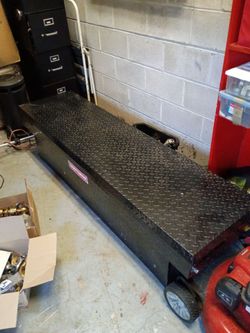 Craftsman tool box