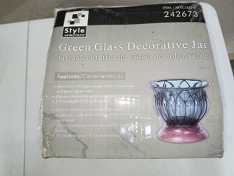 Green Glass Decorative Jar/Vase