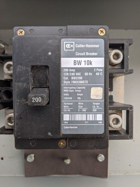 200 Amp Electrical Breaker Box
