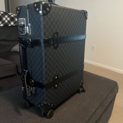 Gucci Suitcase (perfect condition)