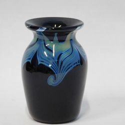 Donald Carlson Signed Art Glass #19 Cobalt Blue and Gold Vase 4" 1976 Phoenix $50