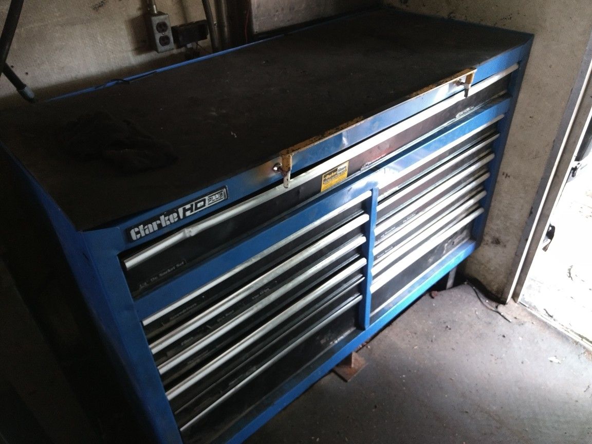Clarke hd 2024 tool box