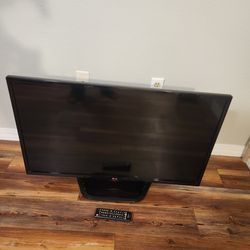 LG 39" Class LED TV