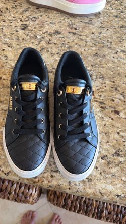Women guess shoes brand New size 8.5