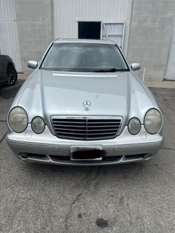 Mercedes Benz e 320 W210