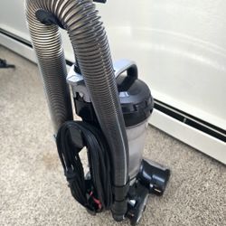 Vacuum cleaner in excellent conditions 