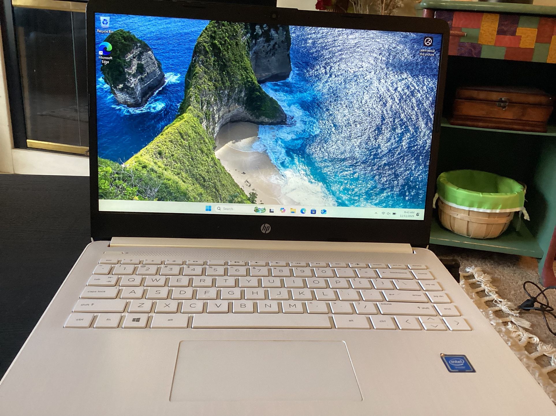 HP Laptop Model 14-DQ0002DX. Please Read Description.