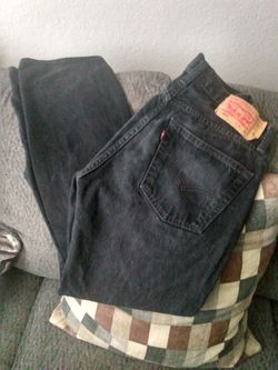 Pantalón  Levi Original 501   de Cierre De Botones  Talla  31x32( usado Buenas Condiciones 