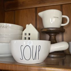 Rae Dunn Soup Bowl With Handle